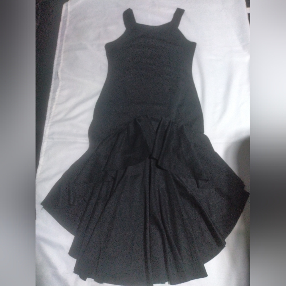 ♥️3/$15 PTP 17" Black Ruffle Hem Dress